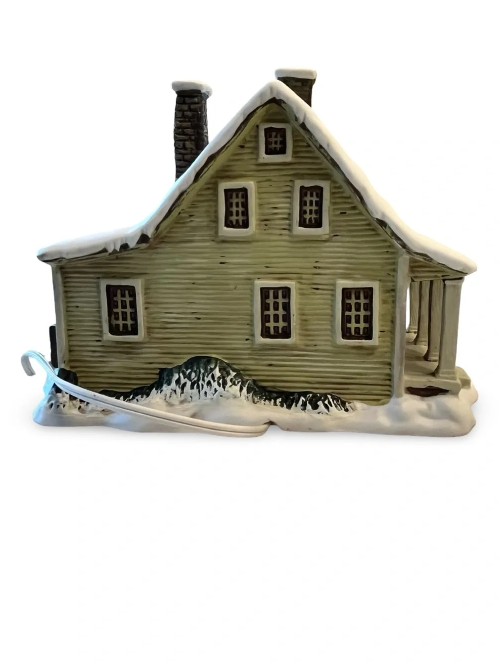 Currier & Ives Collection The Old Farm House  Holiday Collectible Light Up House